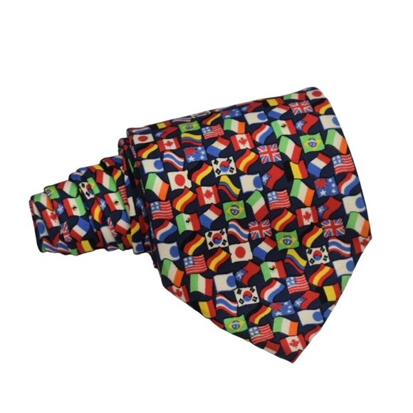 Chubb Group Silk Necktie Tie With International Flags Pattern - Picture 1 of 5